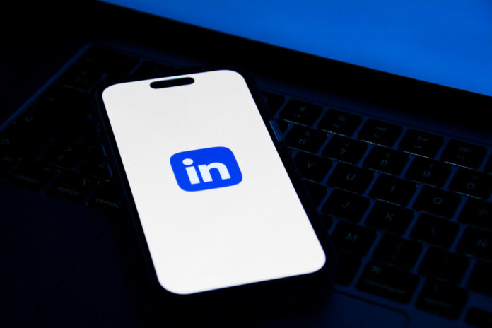 Best sites to buy LinkedIn followers and likes Best sites to buy LinkedIn followers and likes