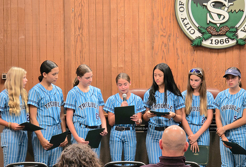 Trouble 12U-B softball team